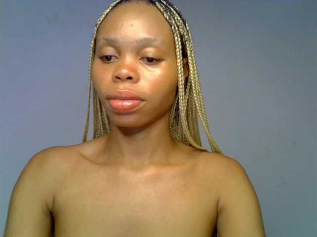 Juicypussy2 live cam on BongaCams