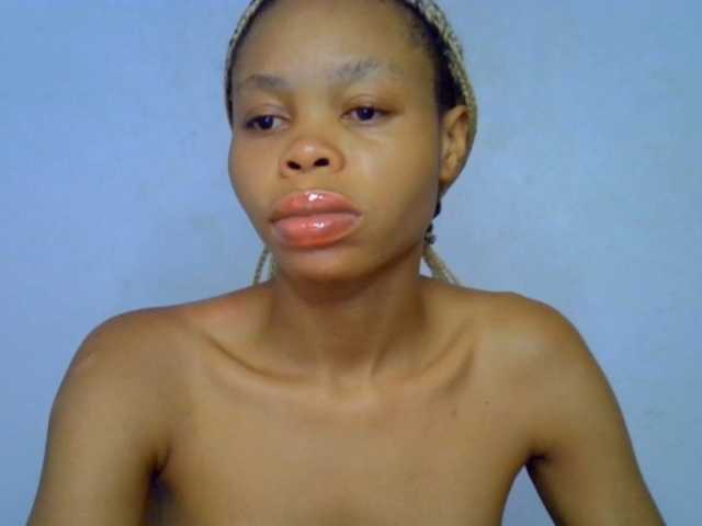 Juicypussy2 live cam on BongaCams