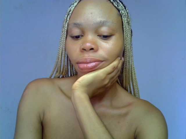 Juicypussy2 live cam on BongaCams