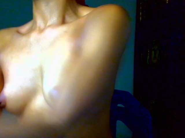 Juicypussy2 live cam on BongaCams
