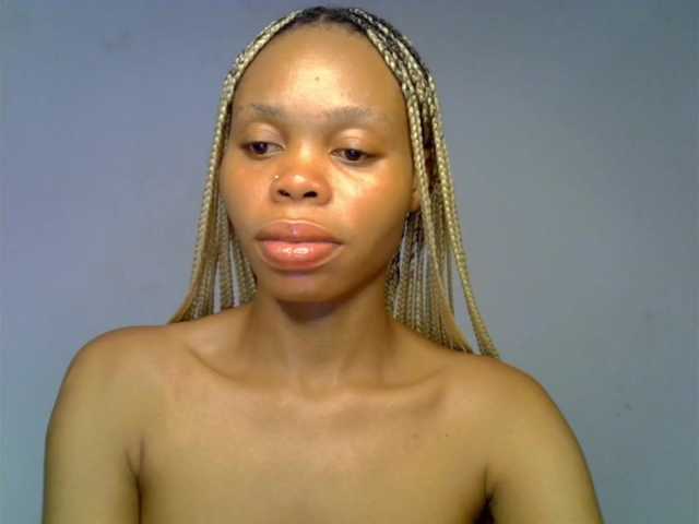 Juicypussy2 live cam on BongaCams
