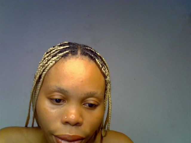 Juicypussy2 live cam on BongaCams