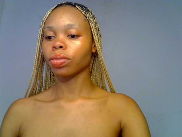 Juicypussy2 live cam on BongaCams
