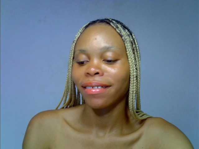 Juicypussy2 live cam on BongaCams