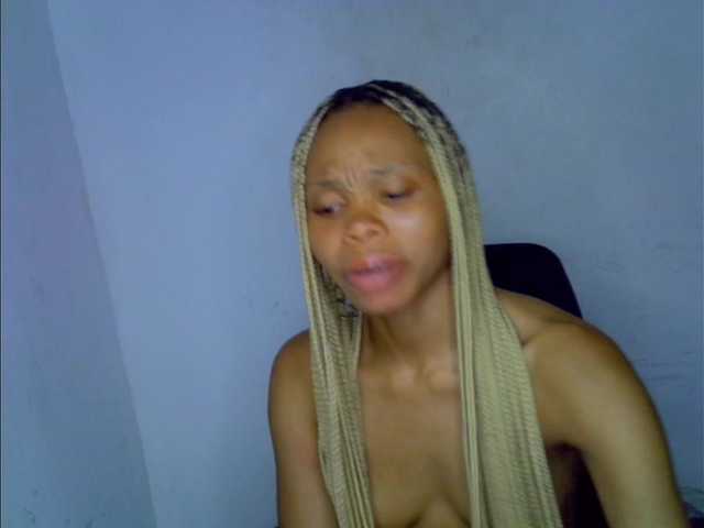 Juicypussy2 live cam on BongaCams