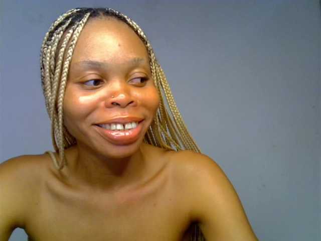 Juicypussy2 live cam on BongaCams
