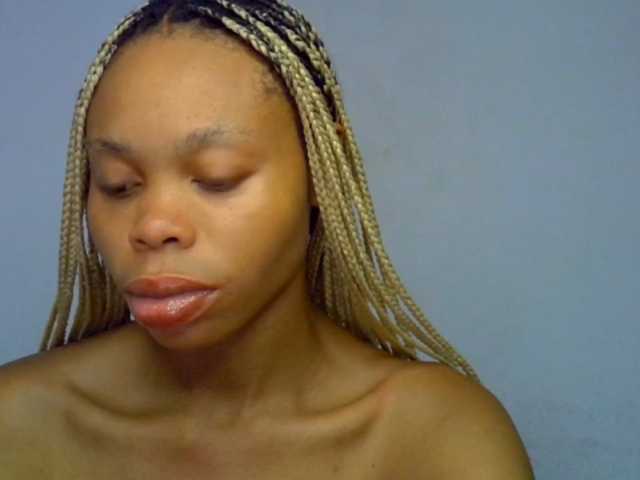 Juicypussy2 live cam on BongaCams