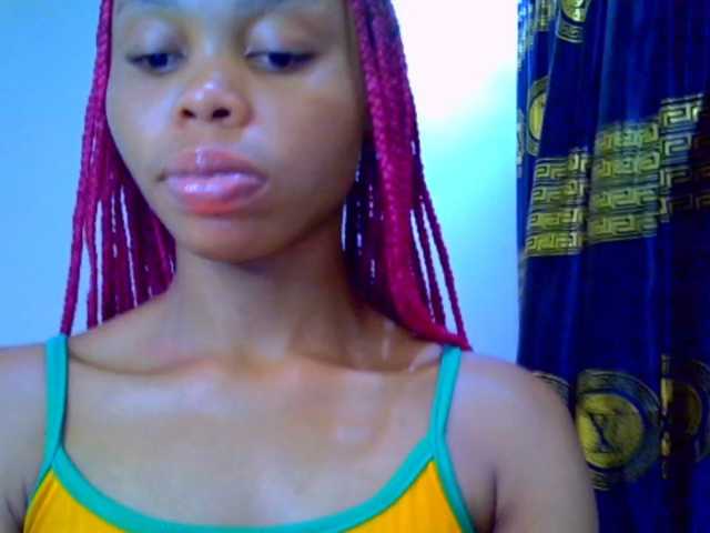 Juicypussy2 live cam on BongaCams