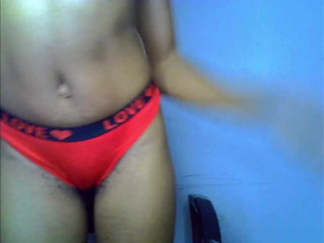 Juicypussy2 live cam on BongaCams