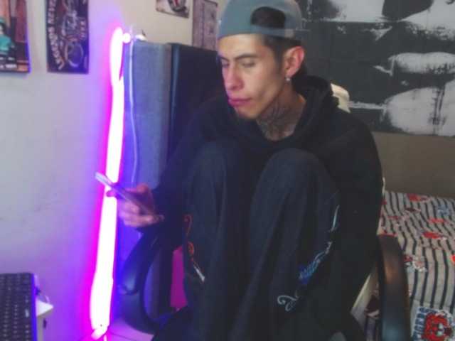 skinny-boy-x