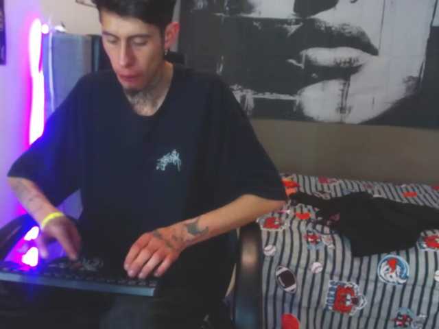 skinny-boy-x