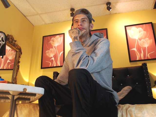 skinny-boy-x