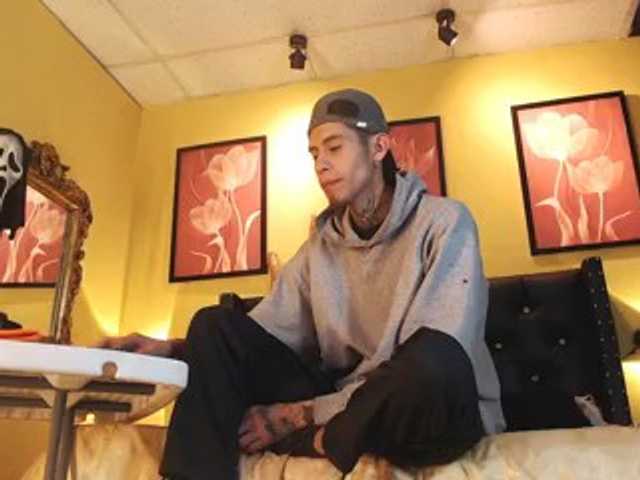 skinny-boy-x