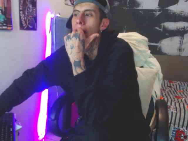 skinny-boy-x
