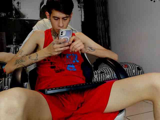 skinny-boy-x