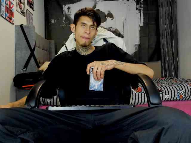 skinny-boy-x
