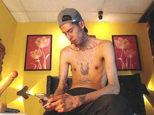 skinny-boy-x