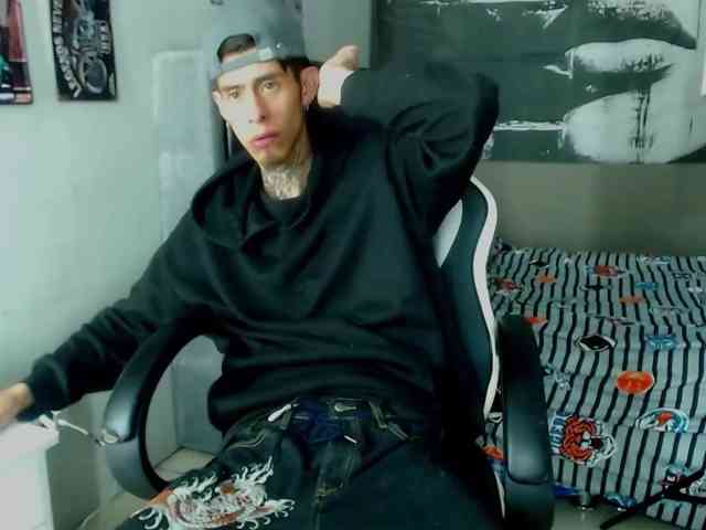 skinny-boy-x