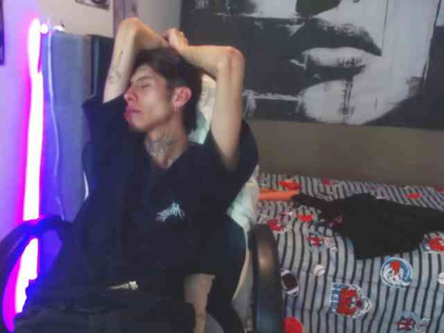 skinny-boy-x