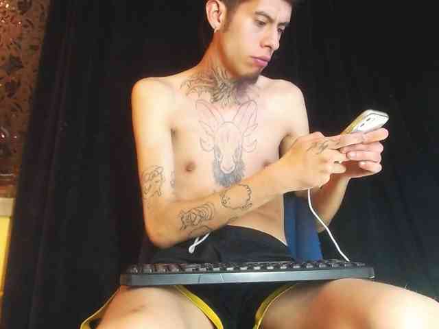 skinny-boy-x skinny-boy-x