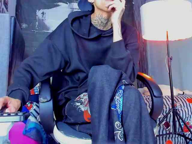 skinny-boy-x