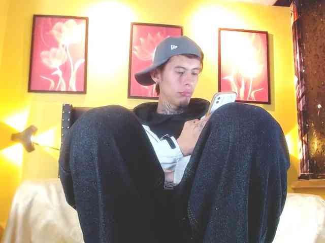skinny-boy-x