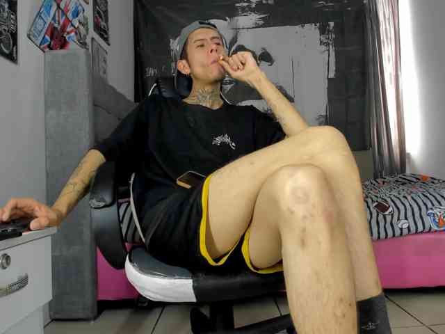 skinny-boy-x