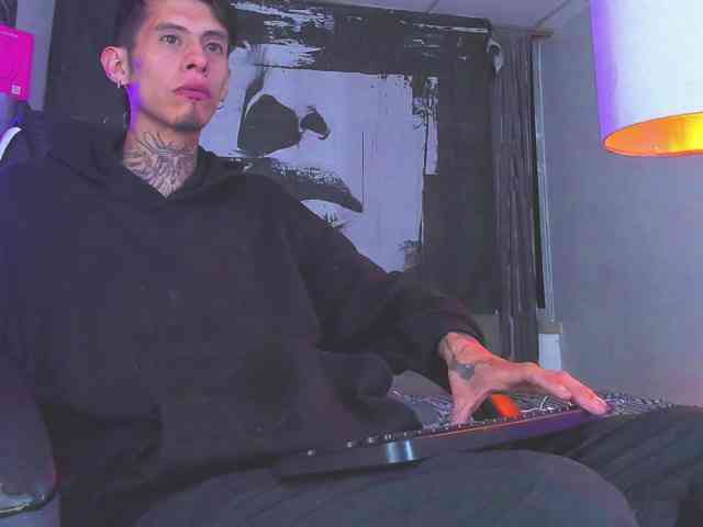 skinny-boy-x