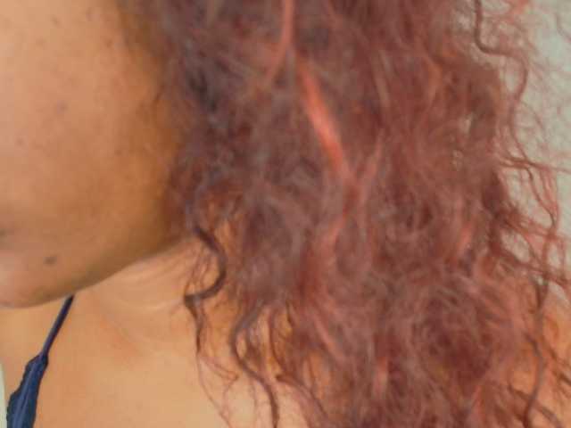 NahiaSoleil live cam preview