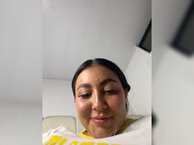 ElinaHon live cam on BongaCams