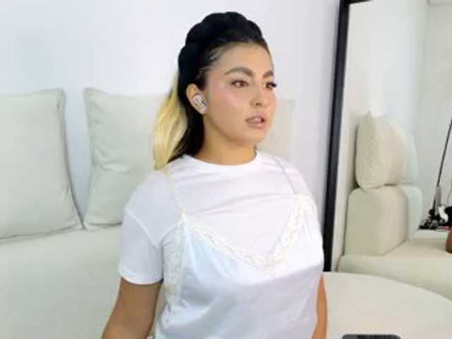 ElinaHon