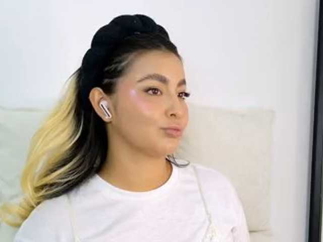 ElinaHon