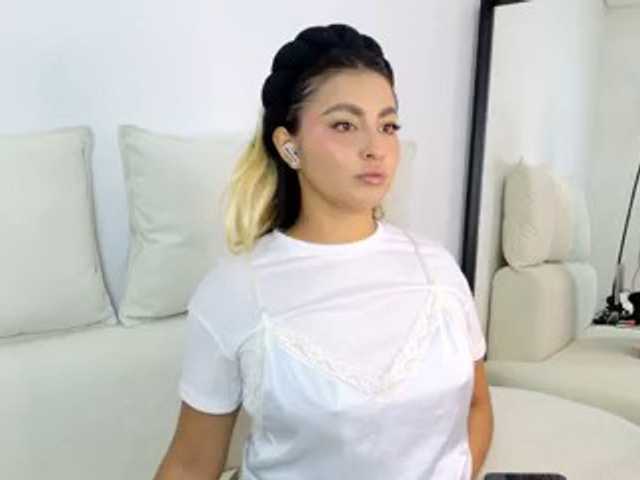 ElinaHon