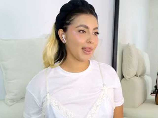 ElinaHon