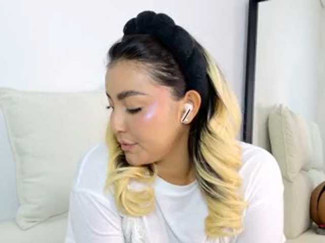 ElinaHon