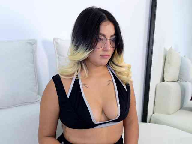 ElinaHon