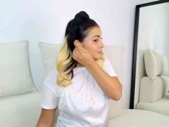 ElinaHon