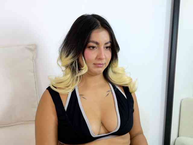 ElinaHon