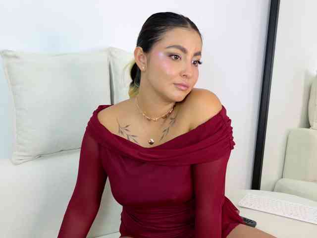 ElinaHon ElinaHon