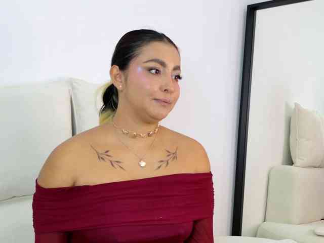 ElinaHon