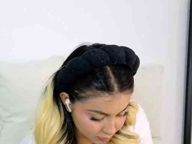 ElinaHon