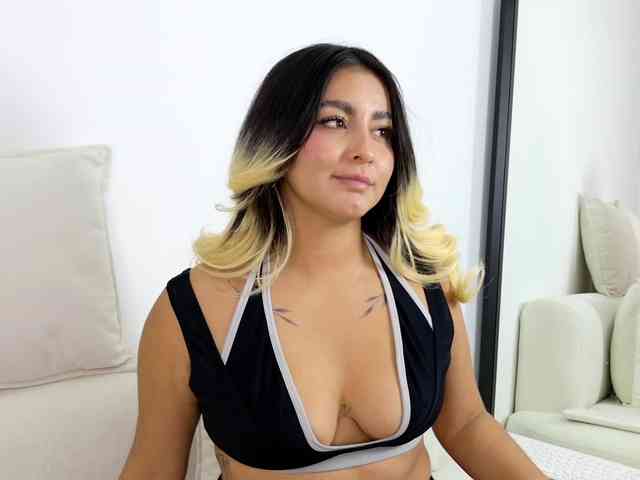 ElinaHon