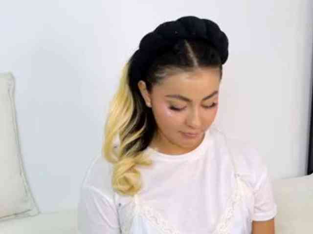 ElinaHon