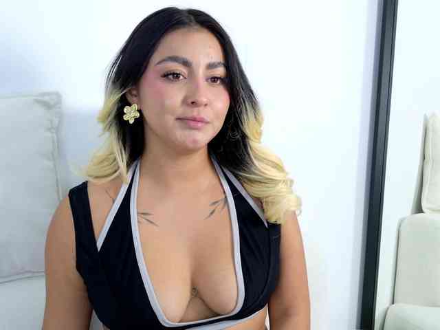ElinaHon