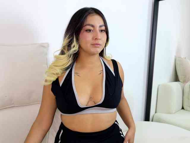 ElinaHon