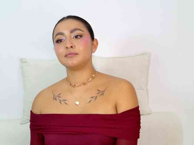 ElinaHon
