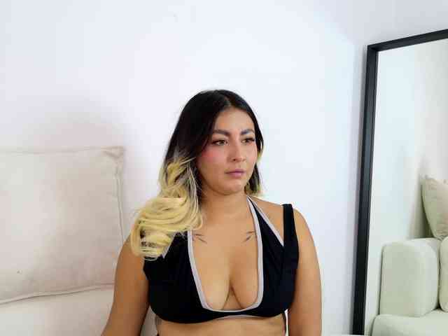 ElinaHon