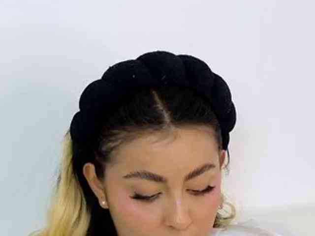 ElinaHon