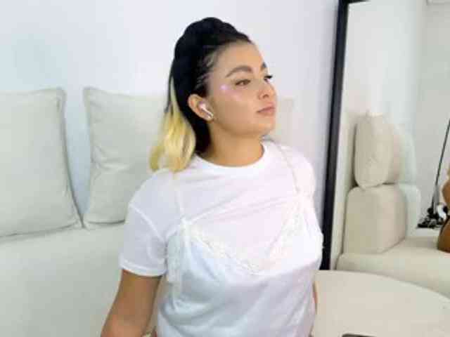 ElinaHon