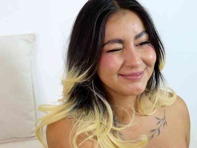 ElinaHon